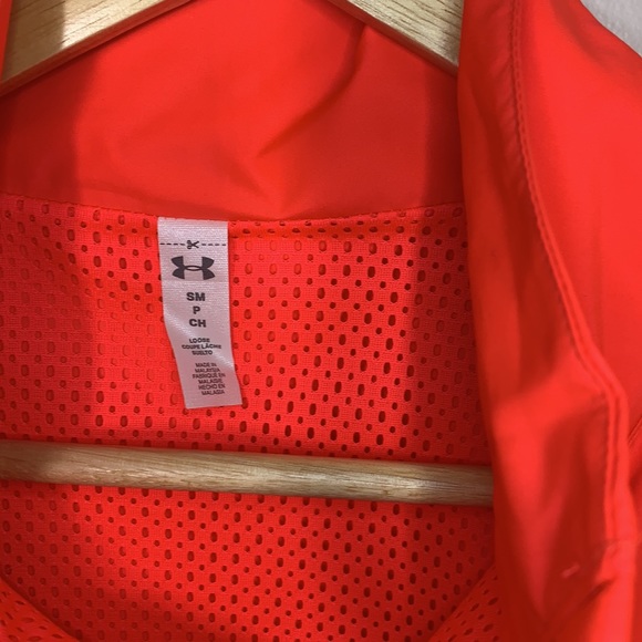 Under Armour Jacket windbreaker - Picture 2 of 3
